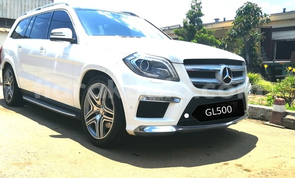 Acheter Occasion Voiture Mercedes‒Benz GL–Class Blanc à Antananarivo, Analamanga Acheter Occasion Voiture Mercedes‒Benz GL–Class Blanc à Antananarivo, Analamanga