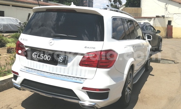 Acheter Occasion Voiture Mercedes‒Benz GL–Class Blanc à Antananarivo, Analamanga Acheter Occasion Voiture Mercedes‒Benz GL–Class Blanc à Antananarivo, Analamanga