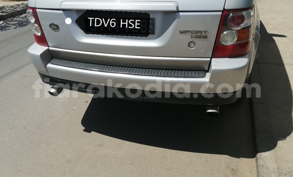 Acheter Occasion Voiture Land Rover Range Rover Sport Gris à Antananarivo, Analamanga Acheter Occasion Voiture Land Rover Range Rover Sport Gris à Antananarivo, Analamanga