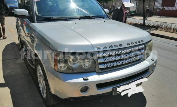 Acheter Occasion Voiture Land Rover Range Rover Sport Gris à Antananarivo, Analamanga Acheter Occasion Voiture Land Rover Range Rover Sport Gris à Antananarivo, Analamanga