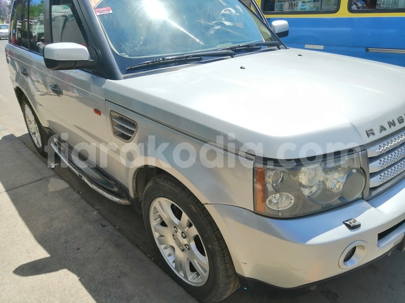 Big with watermark land rover range rover sport analamanga antananarivo 8187