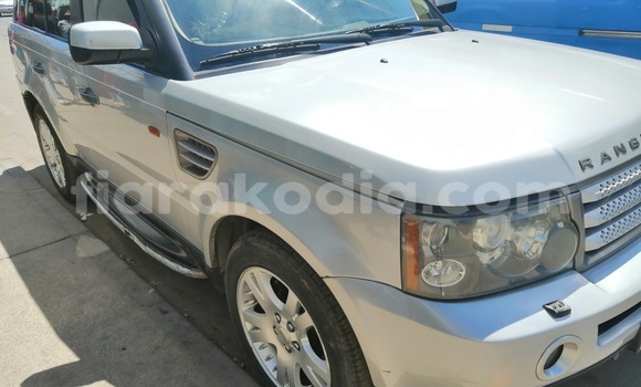 Acheter Occasion Voiture Land Rover Range Rover Sport Gris à Antananarivo, Analamanga Acheter Occasion Voiture Land Rover Range Rover Sport Gris à Antananarivo, Analamanga