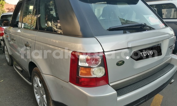 Acheter Occasion Voiture Land Rover Range Rover Sport Gris à Antananarivo, Analamanga Acheter Occasion Voiture Land Rover Range Rover Sport Gris à Antananarivo, Analamanga
