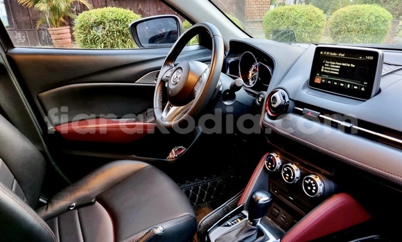 Acheter Occasion Voiture Mazda CX-3 Gris à Antananarivo, Analamanga Acheter Occasion Voiture Mazda CX-3 Gris à Antananarivo, Analamanga