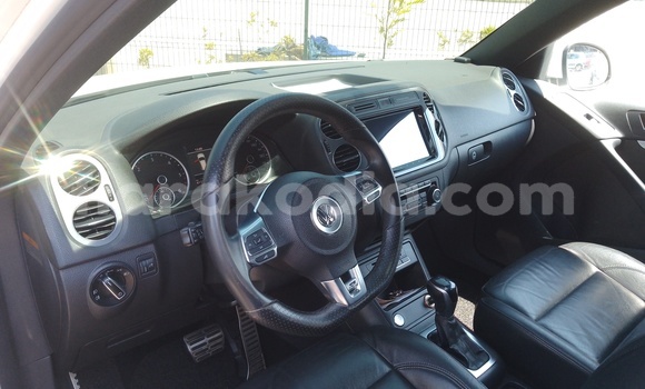Buy Used Volkswagen Tiguan White Car in Antananarivo in Analamanga Buy Used Volkswagen Tiguan White Car in Antananarivo in Analamanga