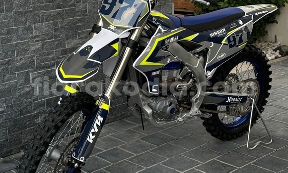 Acheter Occasion Moto Yamaha YZ450F Bleu à Ambalavao, Haute Matsiatra Acheter Occasion Moto Yamaha YZ450F Bleu à Ambalavao, Haute Matsiatra