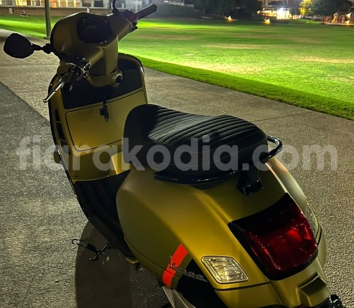 Big with watermark vespa gts haute matsiatra ambalavao 8233