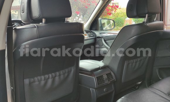 Buy Used BMW X5 Silver Car in Antananarivo in Analamanga Buy Used BMW X5 Silver Car in Antananarivo in Analamanga