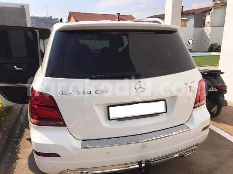 Big with watermark mercedes benz glk class analamanga antananarivo 8239