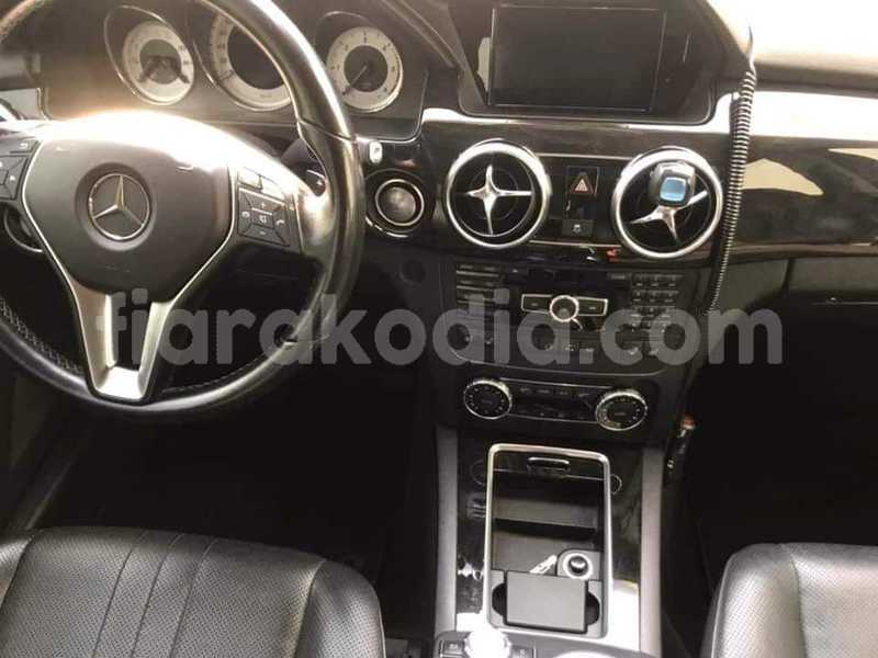 Big with watermark mercedes benz glk class analamanga antananarivo 8239