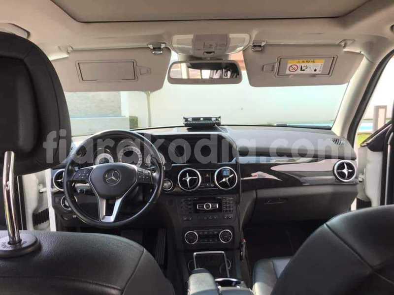 Big with watermark mercedes benz glk class analamanga antananarivo 8239