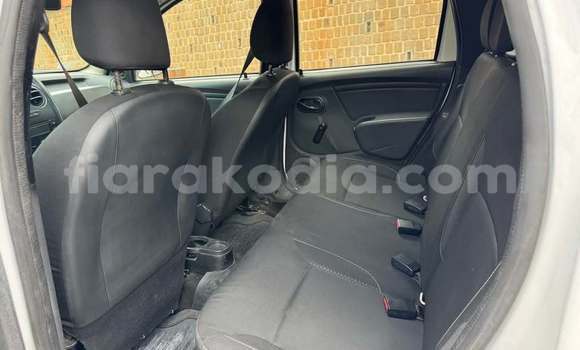 Buy Used Dacia Duster White Car in Ambatomainty in Melaky Buy Used Dacia Duster White Car in Ambatomainty in Melaky