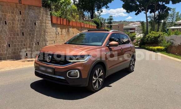 Buy Used Volkswagen T-Roc Other Car in Ambatondrazaka in Alaotra-Mangoro Buy Used Volkswagen T-Roc Other Car in Ambatondrazaka in Alaotra-Mangoro