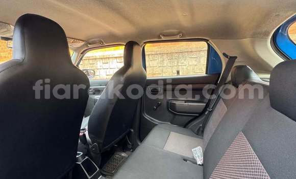 Acheter Occasion Voiture Suzuki Samurai Bleu à Antananarivo, Analamanga Acheter Occasion Voiture Suzuki Samurai Bleu à Antananarivo, Analamanga