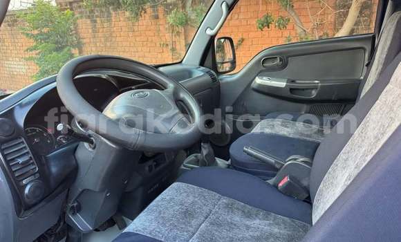 Acheter Occasion Voiture Kia Towner Bleu à Antananarivo, Analamanga Acheter Occasion Voiture Kia Towner Bleu à Antananarivo, Analamanga