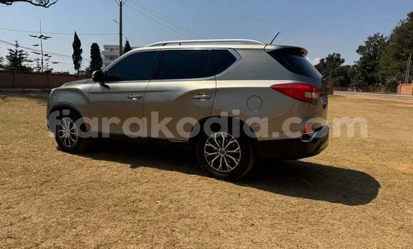 Acheter Occasion Voiture Toyota Granvia Autre à Antananarivo, Analamanga Acheter Occasion Voiture Toyota Granvia Autre à Antananarivo, Analamanga