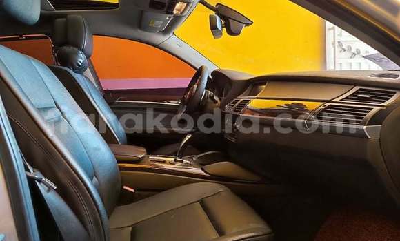 Hividy BMW X6 Silver Car in Antananarivo in Analamanga Hividy BMW X6 Silver Car in Antananarivo in Analamanga