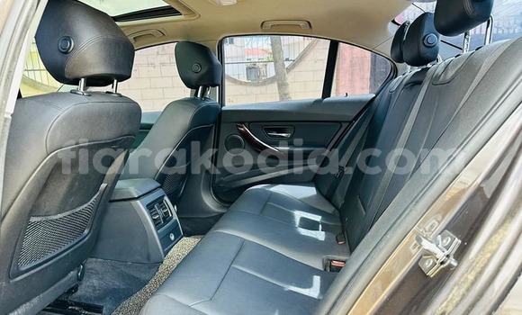 Hividy BMW 3200 Hafa Car in Antananarivo in Analamanga Hividy BMW 3200 Hafa Car in Antananarivo in Analamanga