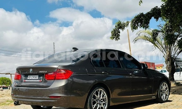 Hividy BMW 3200 Hafa Car in Antananarivo in Analamanga Hividy BMW 3200 Hafa Car in Antananarivo in Analamanga