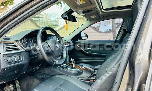 Hividy BMW 3200 Hafa Car in Antananarivo in Analamanga Hividy BMW 3200 Hafa Car in Antananarivo in Analamanga