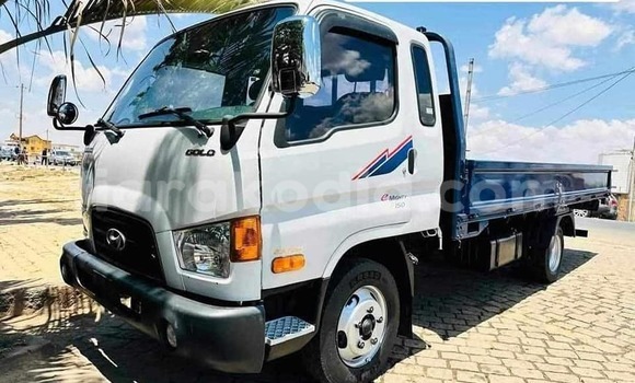 Acheter Occasion Utilitaire Hyundai Chorus Blanc à Antananarivo, Analamanga