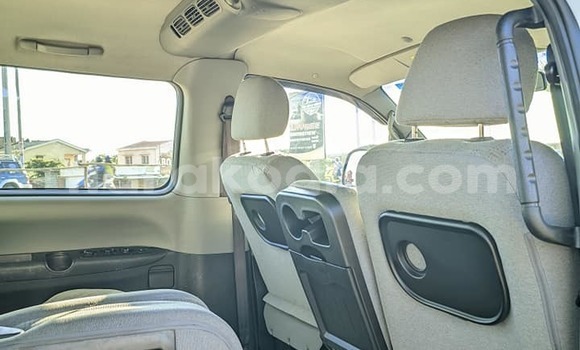 Buy Used Hyundai Starex Silver Car in Antananarivo in Analamanga Buy Used Hyundai Starex Silver Car in Antananarivo in Analamanga