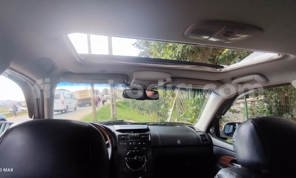 Acheter Occasion Voiture SsangYong Rexton Gris à Antananarivo, Analamanga Acheter Occasion Voiture SsangYong Rexton Gris à Antananarivo, Analamanga