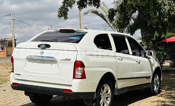 Hividy Koenigsegg One:1 fotsy Car in Antananarivo in Analamanga Hividy Koenigsegg One:1 fotsy Car in Antananarivo in Analamanga