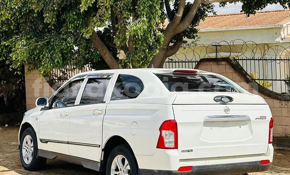 Hividy Koenigsegg One:1 fotsy Car in Antananarivo in Analamanga Hividy Koenigsegg One:1 fotsy Car in Antananarivo in Analamanga