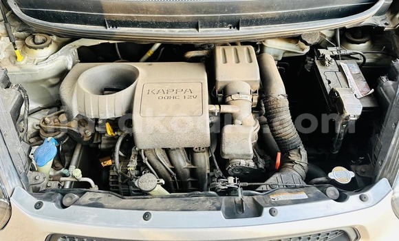 Hividy Kia Morning Silver Car in Antananarivo in Analamanga Hividy Kia Morning Silver Car in Antananarivo in Analamanga