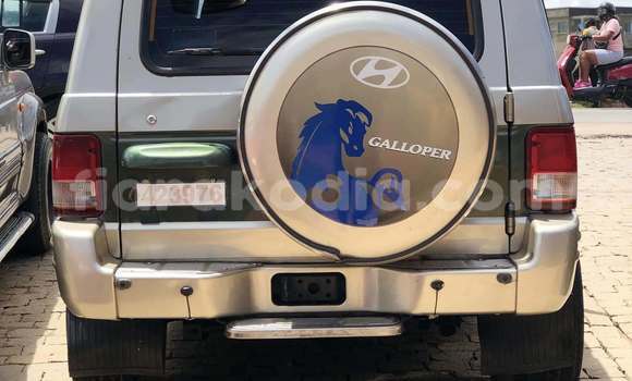 Buy Used Toyota Highlander Other Car in Antananarivo in Analamanga Buy Used Toyota Highlander Other Car in Antananarivo in Analamanga