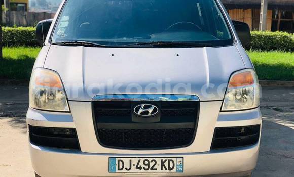 Acheter Occasion Voiture Hyundai Starex Autre à Antananarivo, Analamanga Acheter Occasion Voiture Hyundai Starex Autre à Antananarivo, Analamanga