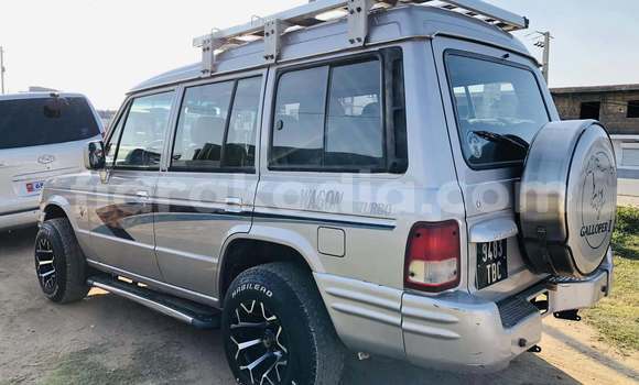 Buy Used Toyota Highlander Other Car in Antananarivo in Analamanga Buy Used Toyota Highlander Other Car in Antananarivo in Analamanga