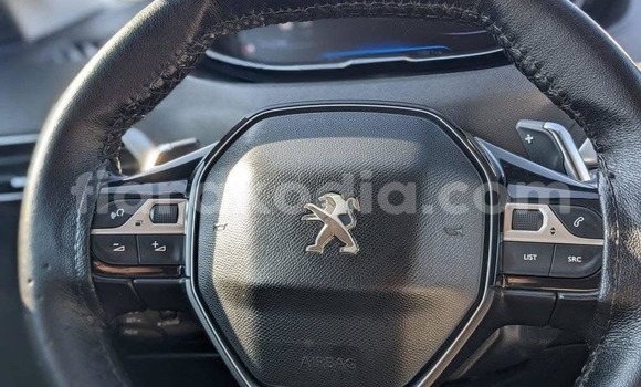 Acheter Occasion Voiture Peugeot 3008 Rouge à Antananarivo, Analamanga Acheter Occasion Voiture Peugeot 3008 Rouge à Antananarivo, Analamanga