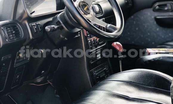 Acheter Occasion Voiture GAZ 13 «Chayka» Noir à Antananarivo, Analamanga Acheter Occasion Voiture GAZ 13 «Chayka» Noir à Antananarivo, Analamanga