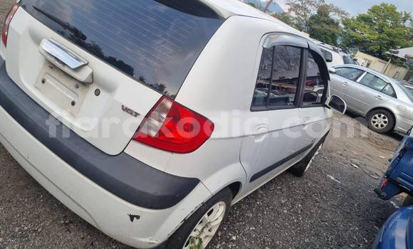 Acheter Occasion Voiture Hyundai Getz Blanc à Antananarivo, Analamanga Acheter Occasion Voiture Hyundai Getz Blanc à Antananarivo, Analamanga