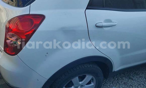 Acheter Occasion Voiture Hyundai Kona Blanc à Antananarivo, Analamanga Acheter Occasion Voiture Hyundai Kona Blanc à Antananarivo, Analamanga