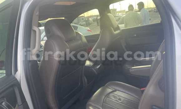 Acheter Import Voiture GMC Acadia Rouge à Antananarivo, Analamanga Acheter Import Voiture GMC Acadia Rouge à Antananarivo, Analamanga