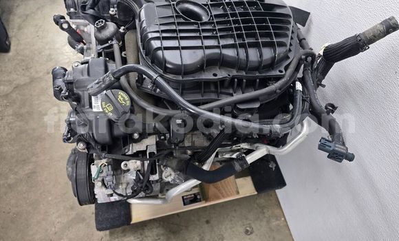 Hividy DODGE CHARGER SXT in Antananarivo in Analamanga Hividy DODGE CHARGER SXT in Antananarivo in Analamanga