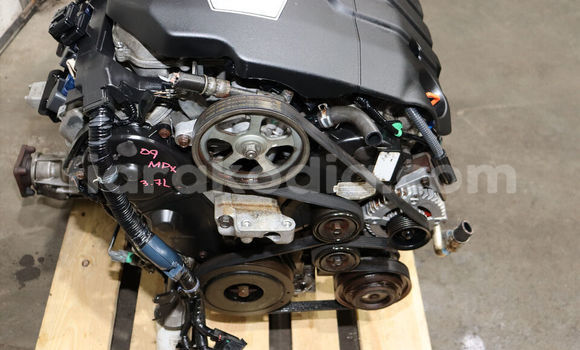 Hividy ACURA MDX 3.7L in Antananarivo in Analamanga Hividy ACURA MDX 3.7L in Antananarivo in Analamanga