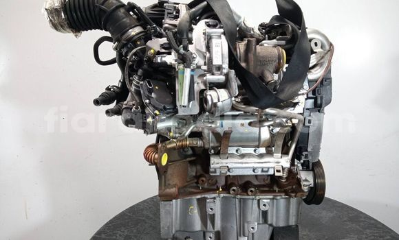 Hividy RENAULT CLIO. in Antananarivo in Analamanga Hividy RENAULT CLIO. in Antananarivo in Analamanga