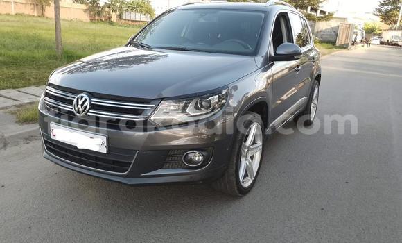 Acheter Occasion Voiture Volkswagen Tiguan Gris à Antananarivo, Analamanga Acheter Occasion Voiture Volkswagen Tiguan Gris à Antananarivo, Analamanga