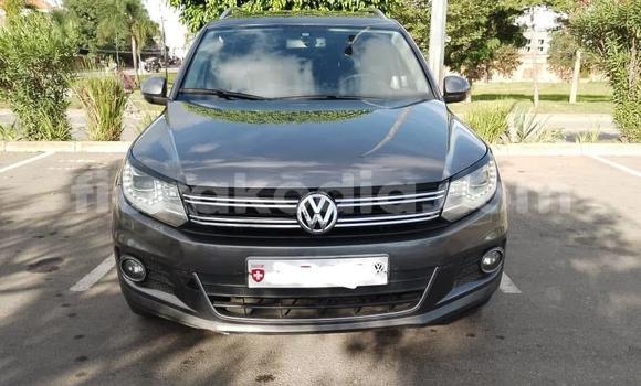 Buy Used Volkswagen Tiguan Silver Car in Antananarivo in Analamanga Buy Used Volkswagen Tiguan Silver Car in Antananarivo in Analamanga