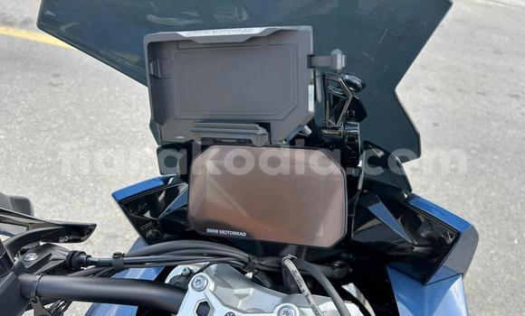 Hividy BMW S 1000 Black Bike in Ambalavao in High Matsiatra Hividy BMW S 1000 Black Bike in Ambalavao in High Matsiatra