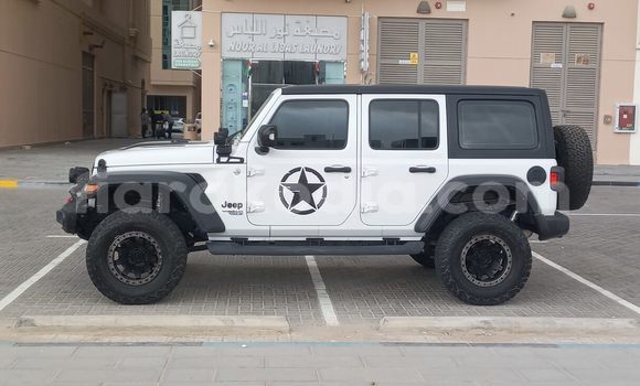 Hividy Jeep Wrangler fotsy Car in Antananarivo in Analamanga Hividy Jeep Wrangler fotsy Car in Antananarivo in Analamanga