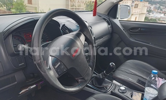 Acheter Occasion Voiture Isuzu D–MAX Blanc à Antananarivo, Analamanga