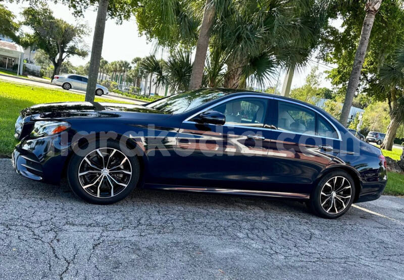Big with watermark mercedes benz e classe analamanga antananarivo 8364