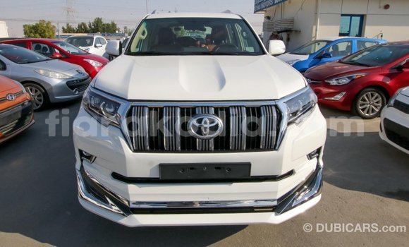 Acheter Import Voiture Toyota Prado Blanc à Import - Dubai, Diana Acheter Import Voiture Toyota Prado Blanc à Import - Dubai, Diana