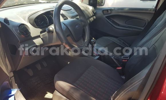 Acheter Occasion Voiture Ford Fiesta Rouge à Antananarivo, Analamanga Acheter Occasion Voiture Ford Fiesta Rouge à Antananarivo, Analamanga