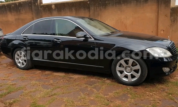 Acheter Occasion Voiture Mercedes‒Benz S–Class Noir à Antananarivo, Analamanga Acheter Occasion Voiture Mercedes‒Benz S–Class Noir à Antananarivo, Analamanga